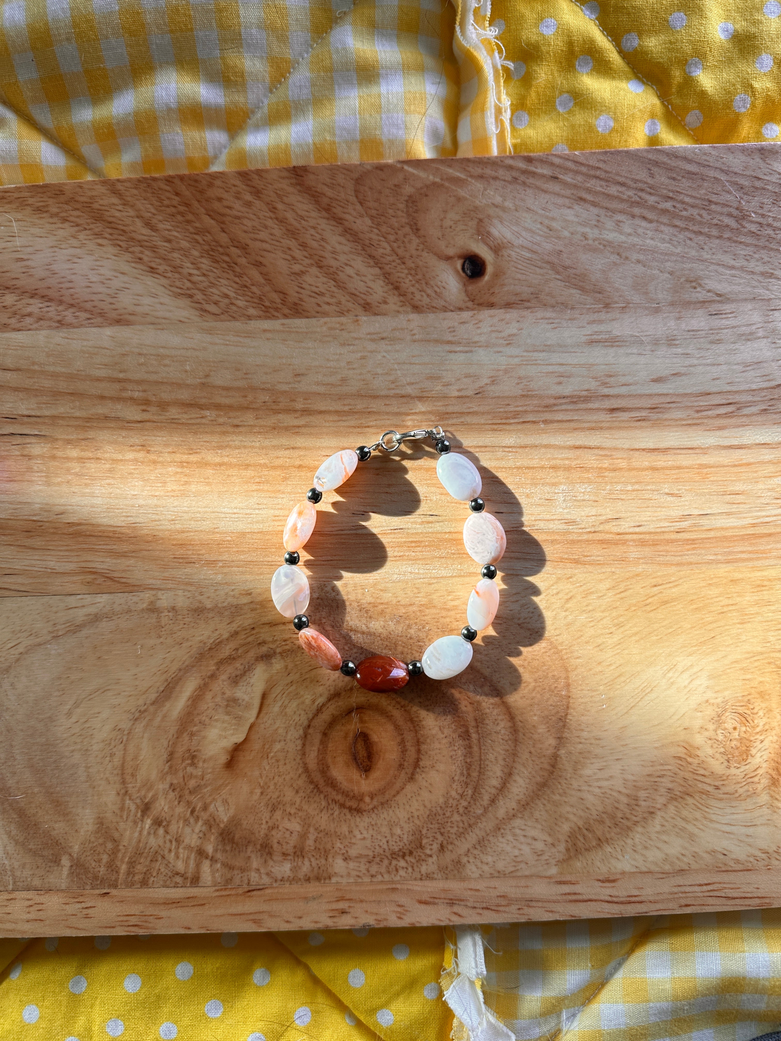 Agate Bracelet 7.25"